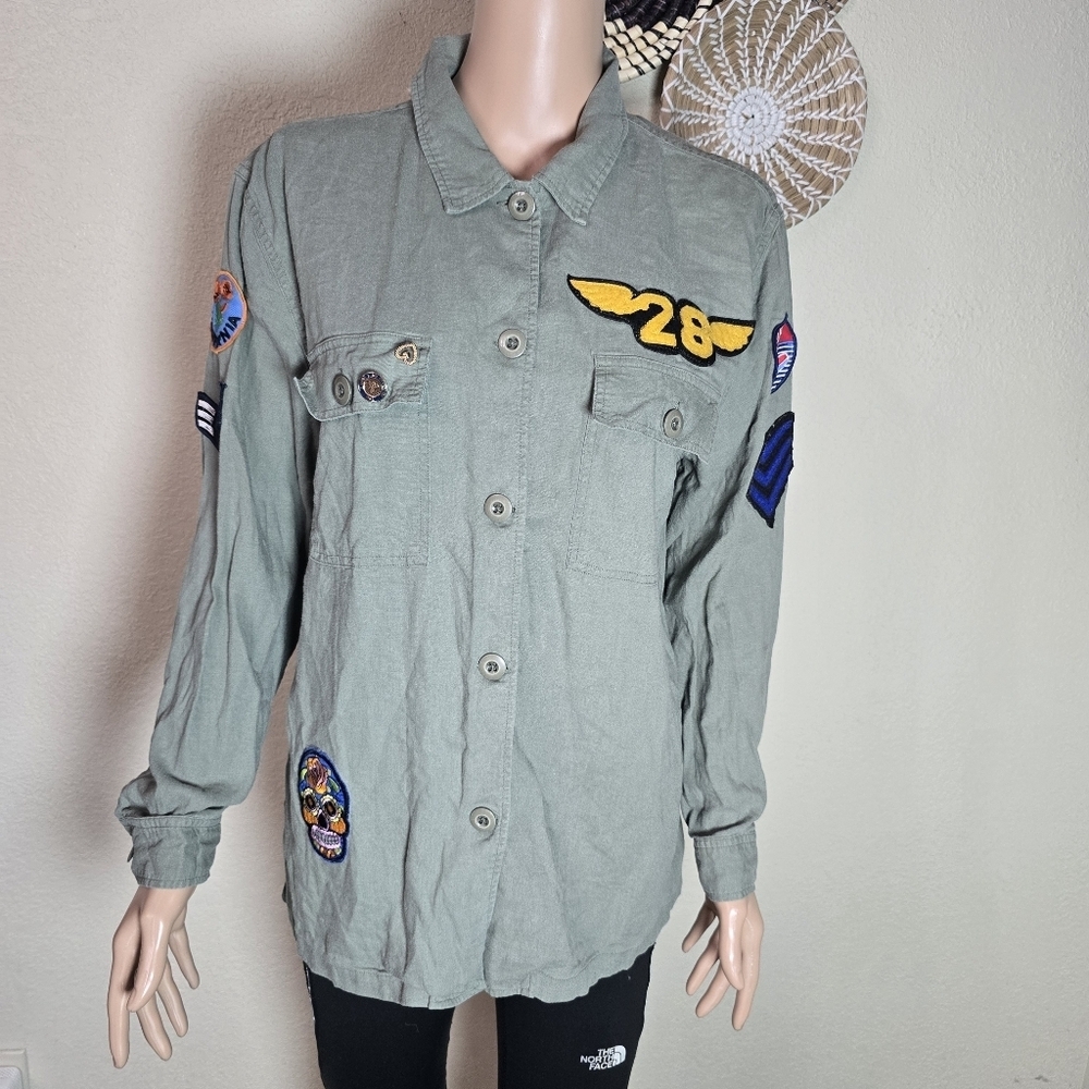 Rails Agnes Camo Green Long Sleeve Button Down Top Shirt w/ Patches & Pins Sz S